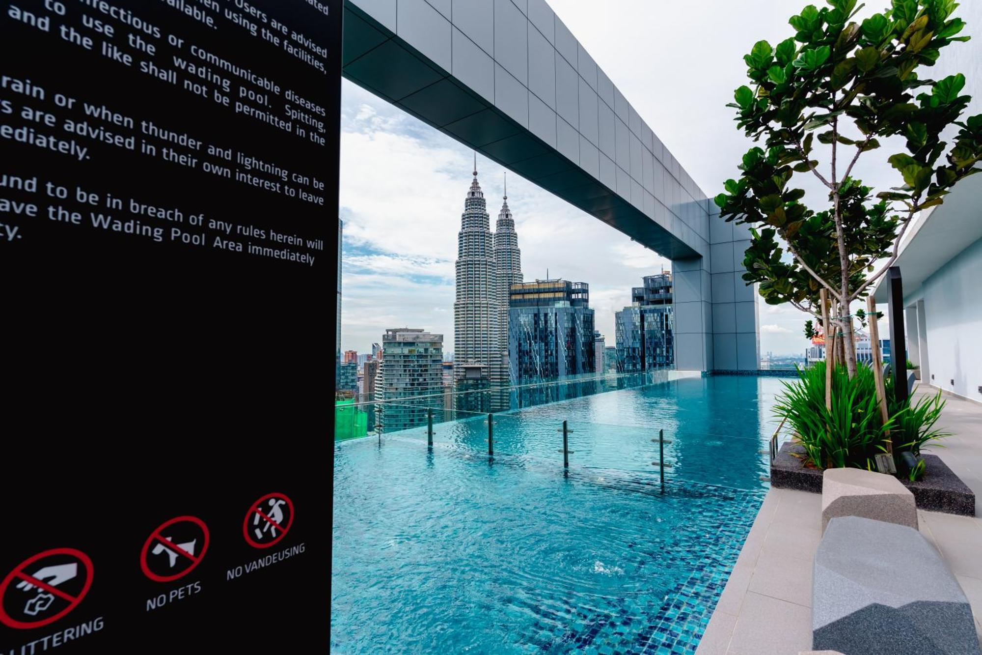 Royce Klcc Kuala Lumpur City Centre By Dormeo Destinations Exteriör bild
