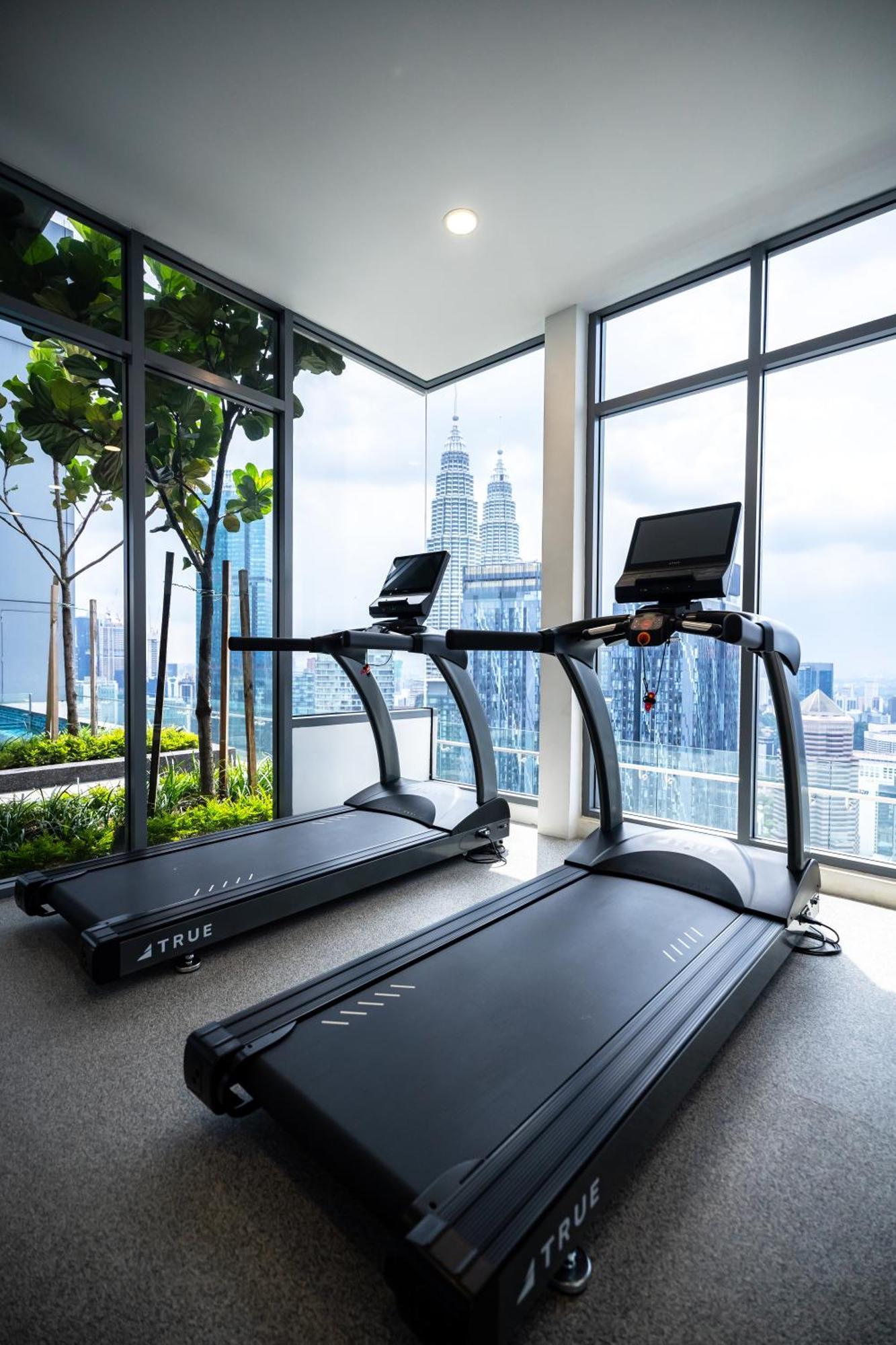 Royce Klcc Kuala Lumpur City Centre By Dormeo Destinations Exteriör bild