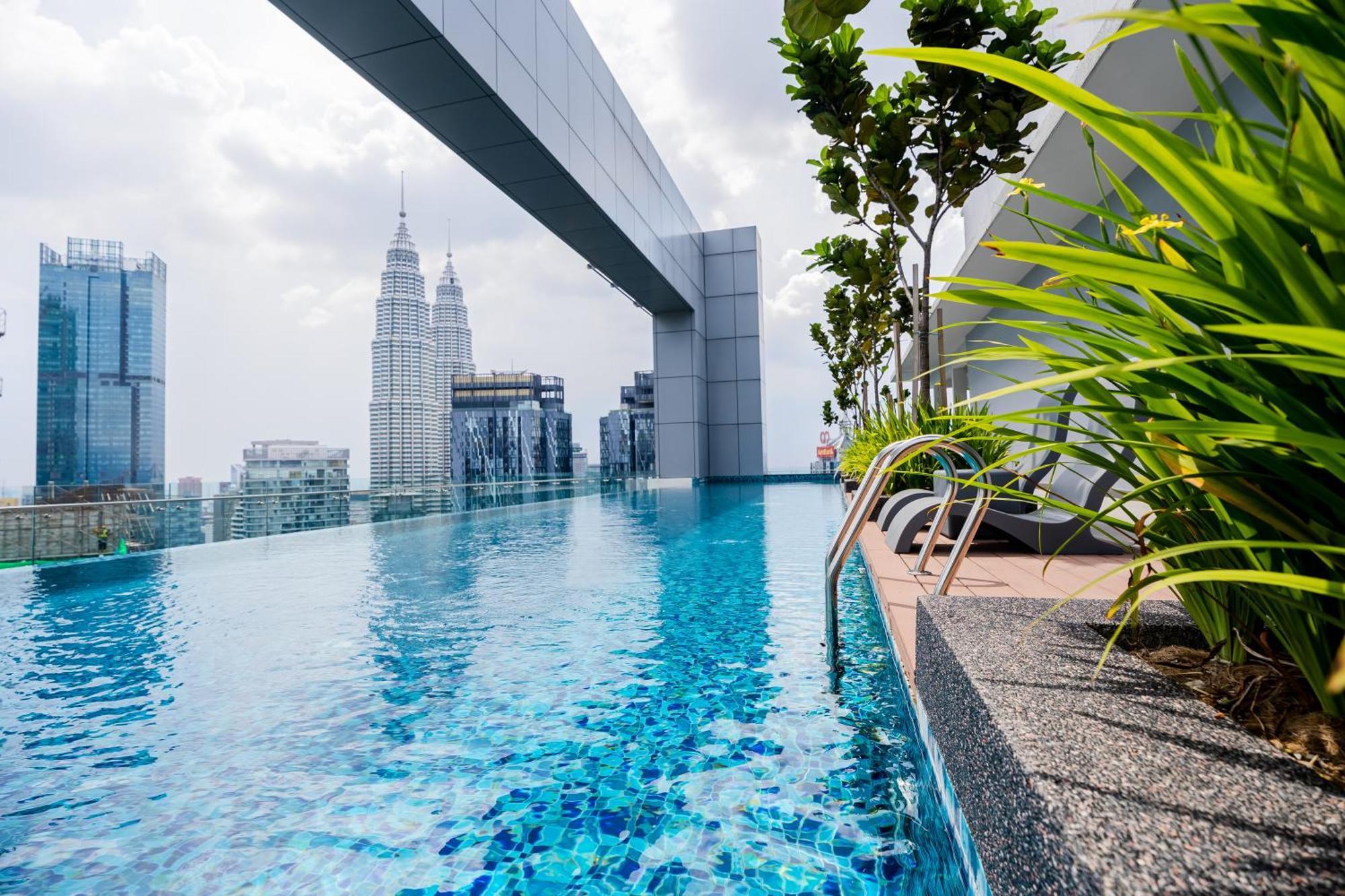 Royce Klcc Kuala Lumpur City Centre By Dormeo Destinations Exteriör bild