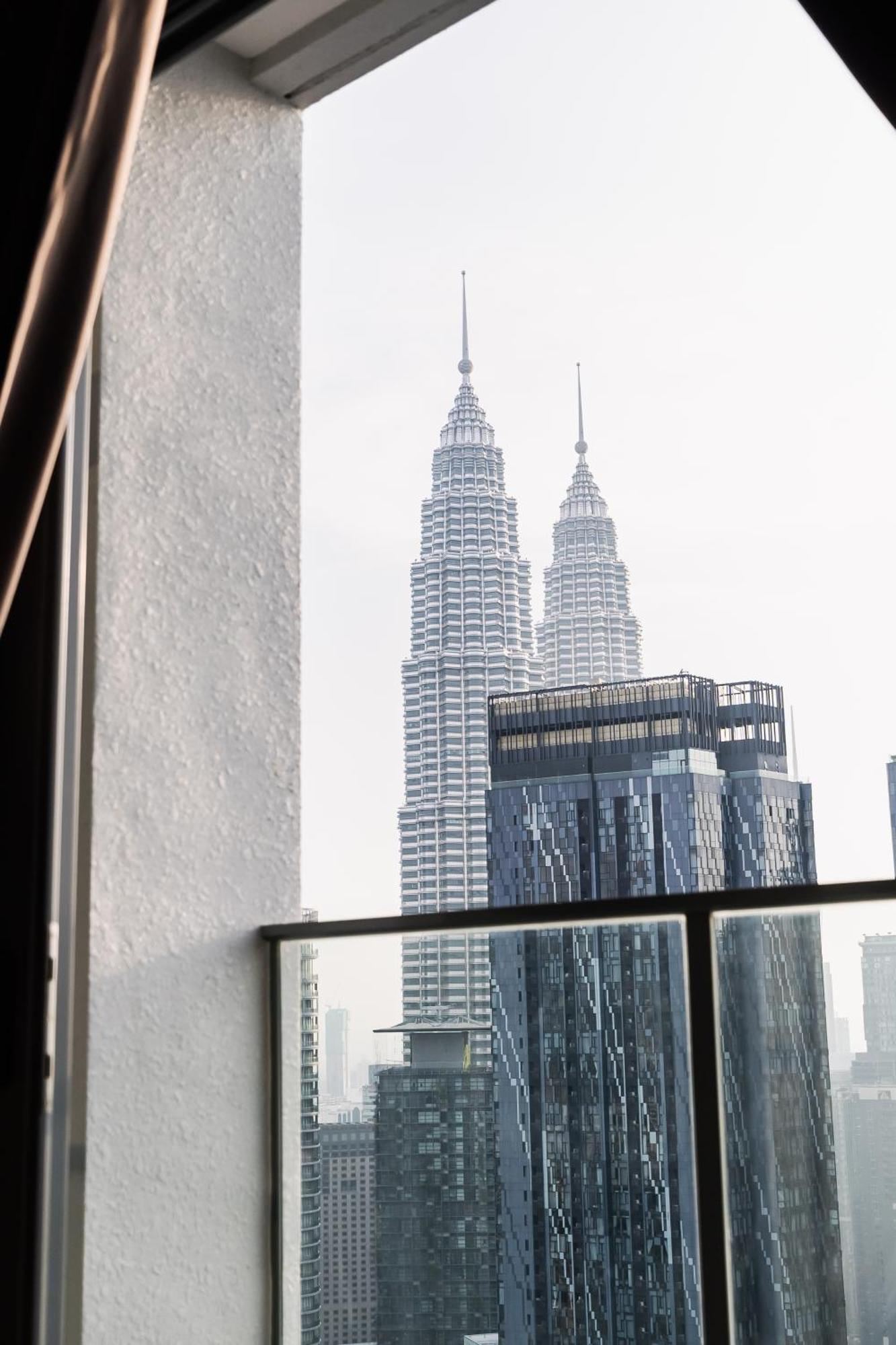 Royce Klcc Kuala Lumpur City Centre By Dormeo Destinations Exteriör bild