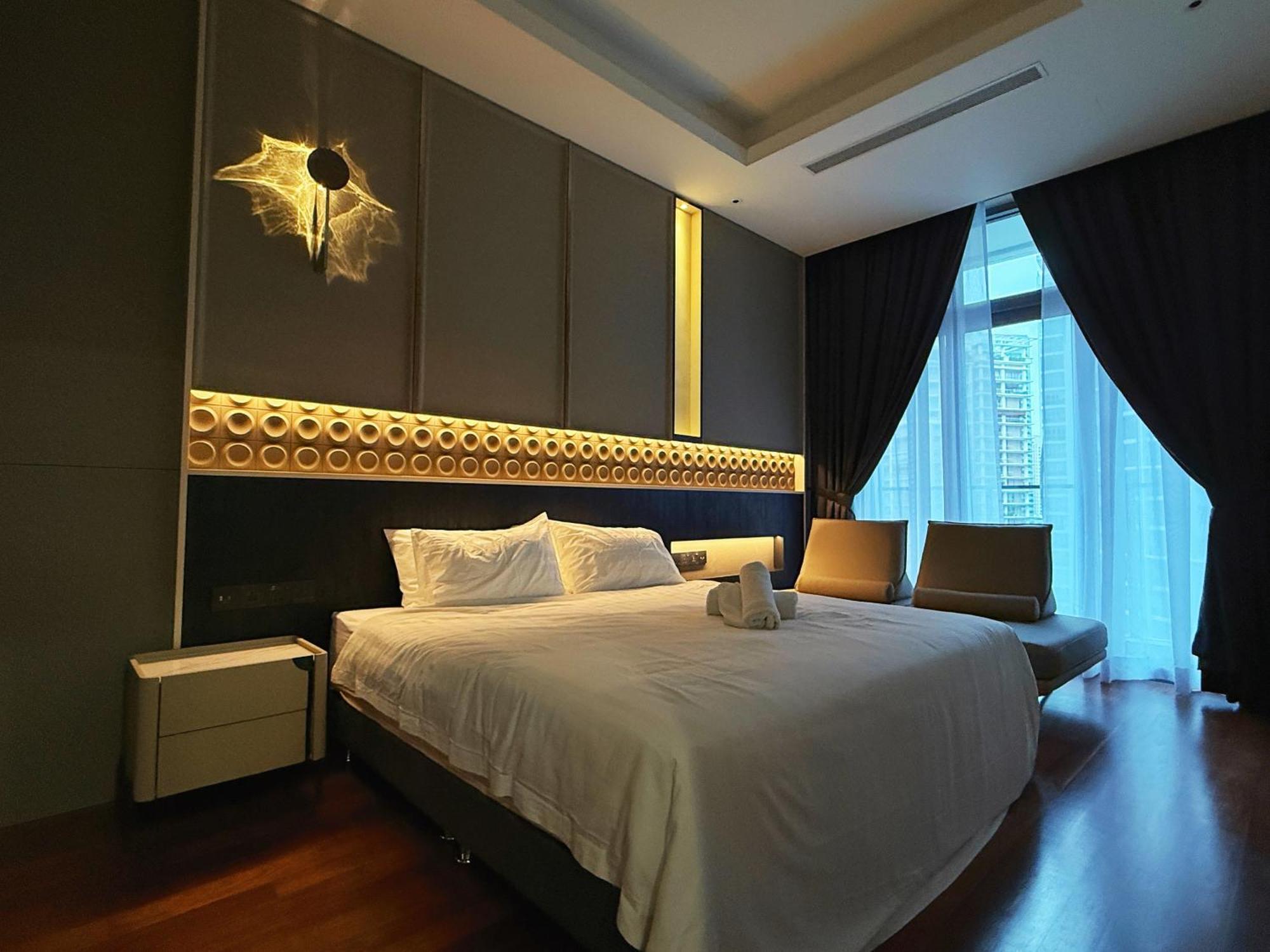 Royce Klcc Kuala Lumpur City Centre By Dormeo Destinations Exteriör bild